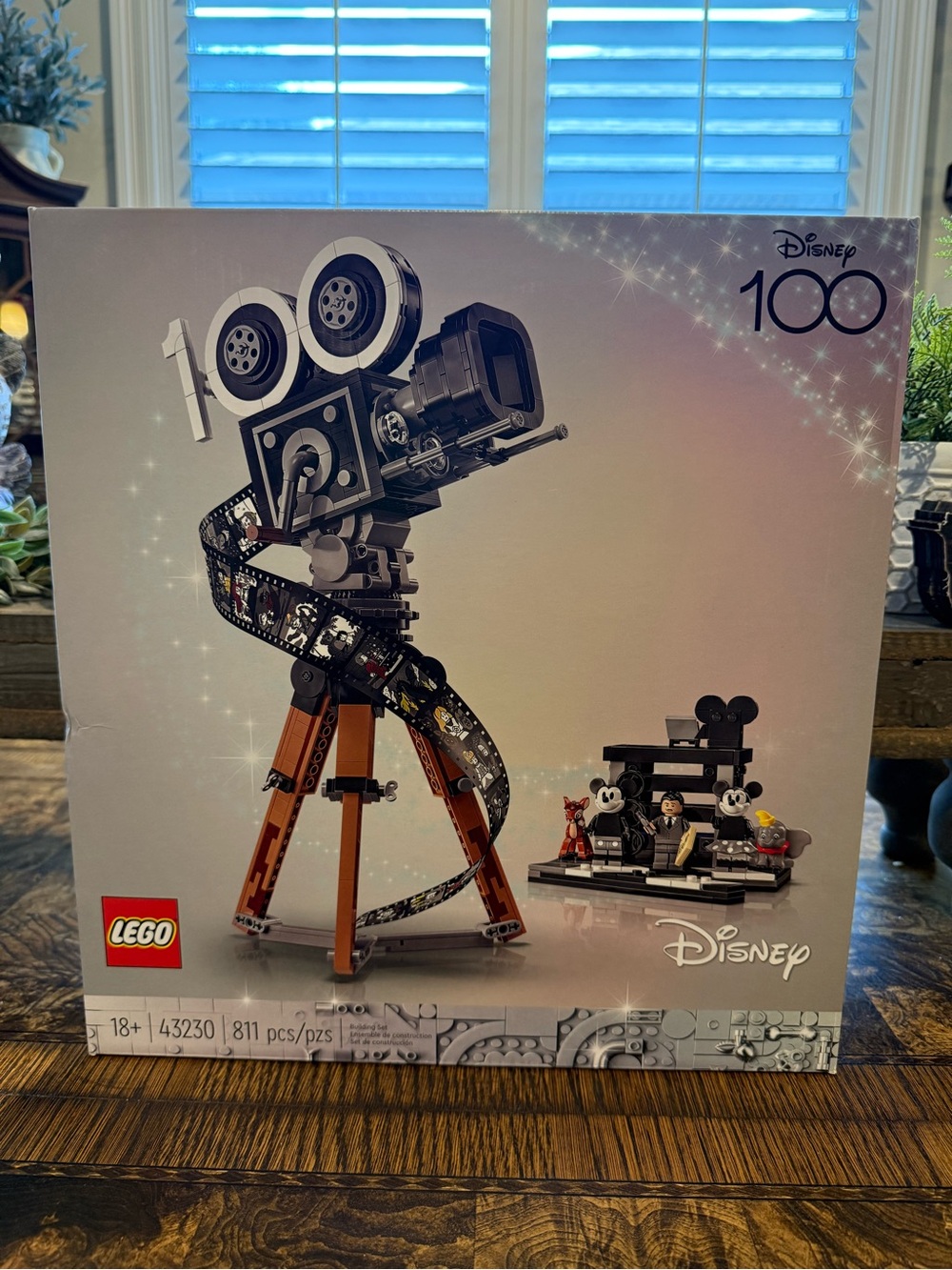 Disney 100 Walt Disney Tribute Camera - SOLD OUT & RETIRING ON LEGO WEBSITE